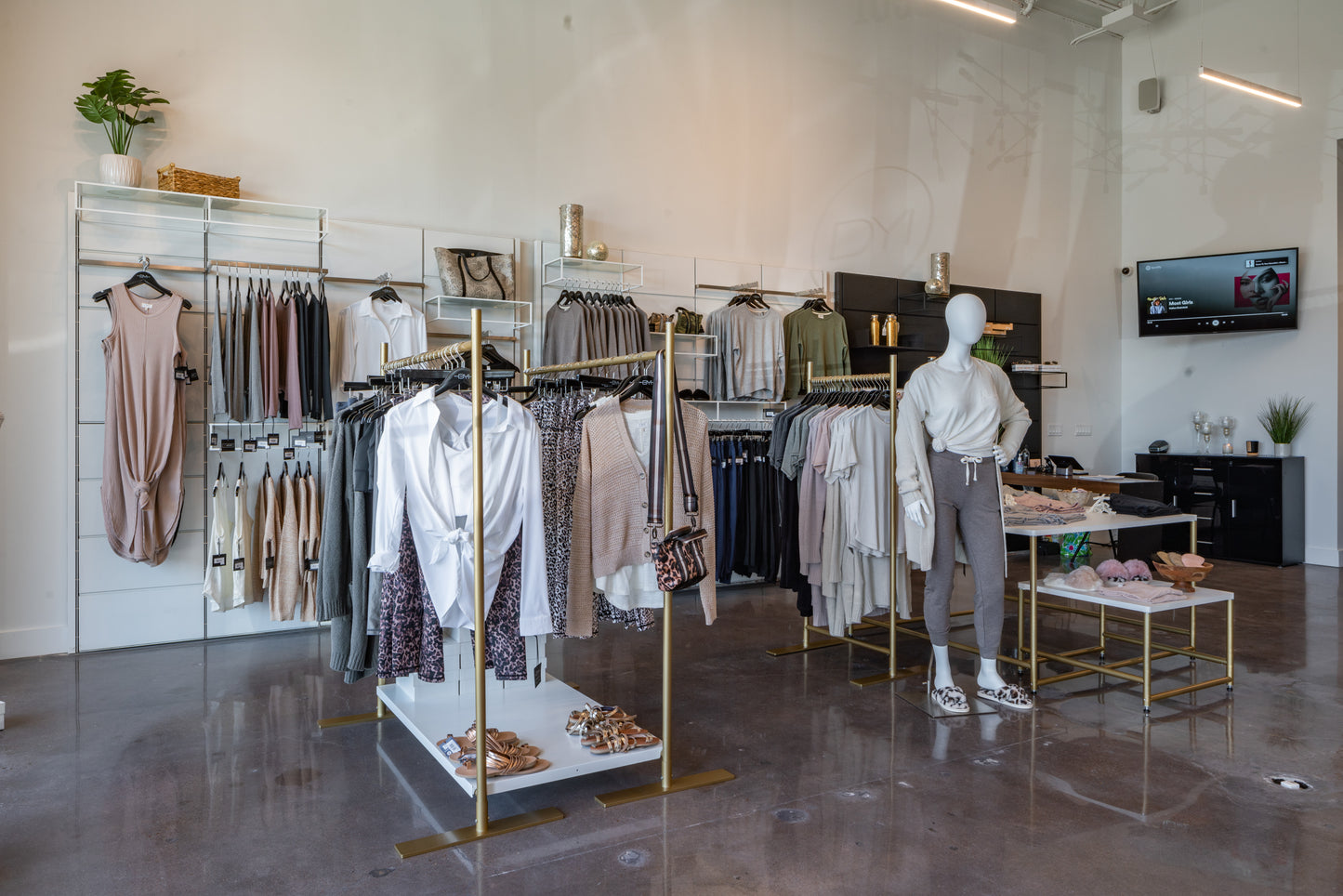 Retail Store Tenant Construction Build Out and Design